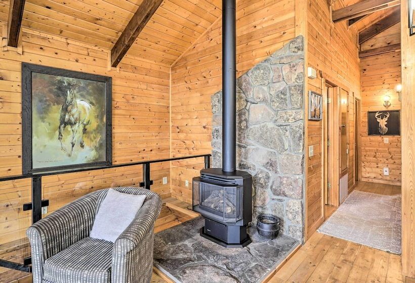 Luxe Pagosa Springs Cabin W/ Sauna & Hot Tub!