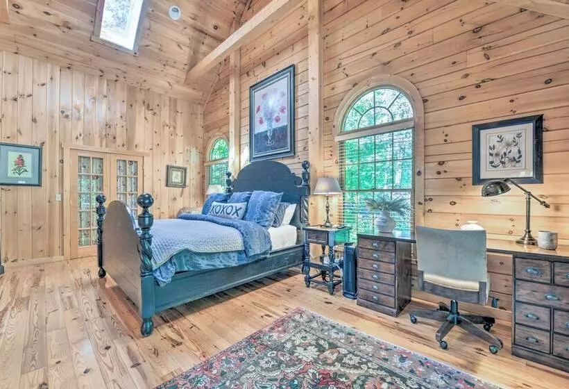 Luxury Cabin W/ Deck < 5 Miles To Sapphire Valley!