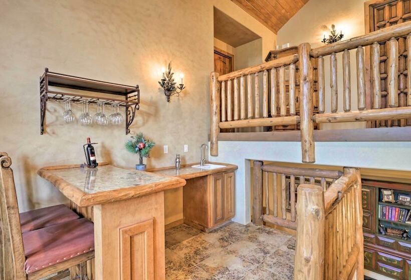 Luxury Lodge On Blue River & Breck Shuttle Route!