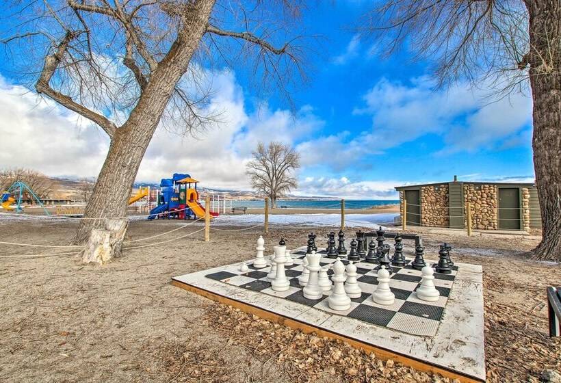 Massive Cabin W/ Game Room, 1 Mi To Bear Lake