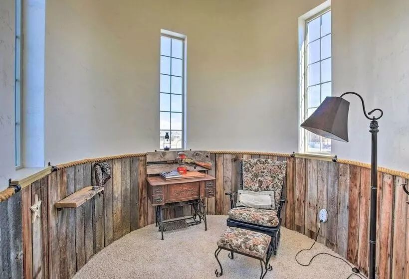 Massive Cabin W/ Game Room, 1 Mi To Bear Lake