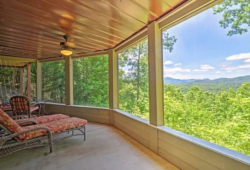 Mountain View Home: Hike, Raft, Golf + More!