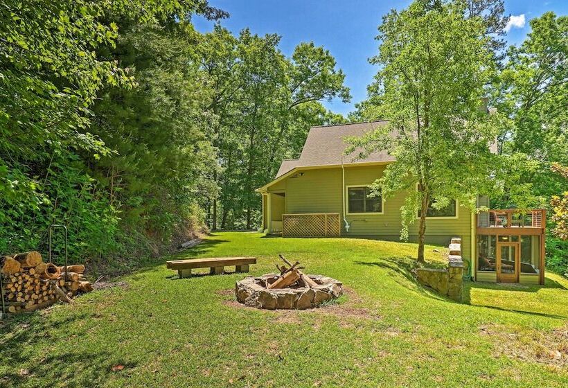 Mountain View Home: Hike, Raft, Golf + More!