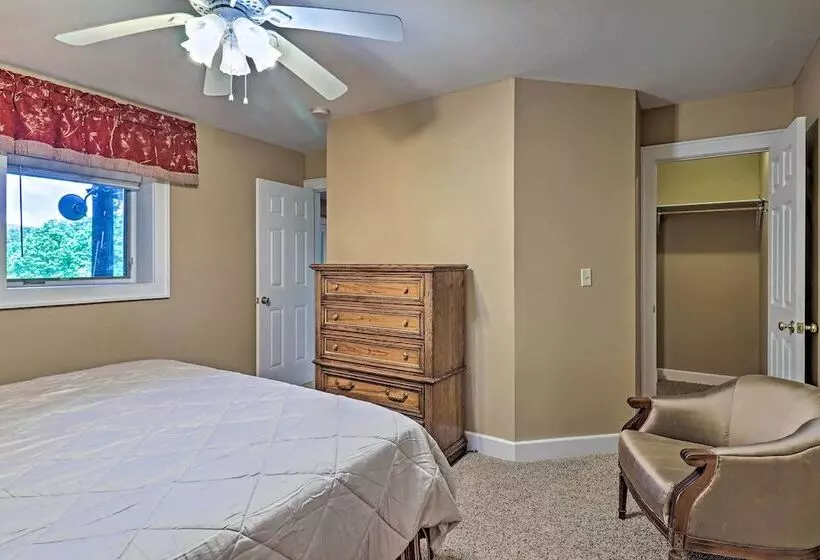 Mountain View Home: Hike, Raft, Golf + More!