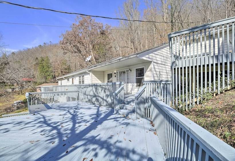 Mtn View Home W/ Game Room Near Atv Trails!