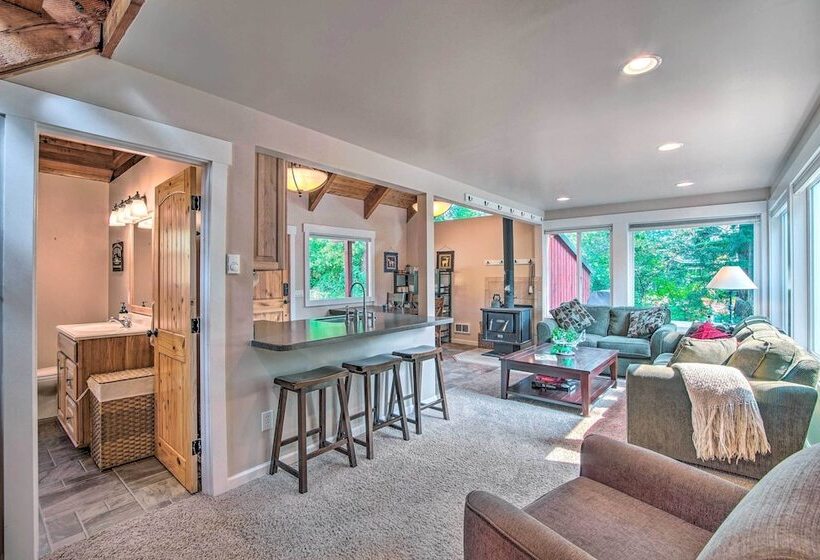 Peace In The Pines: Cle Elum Cabin W/ Trail!