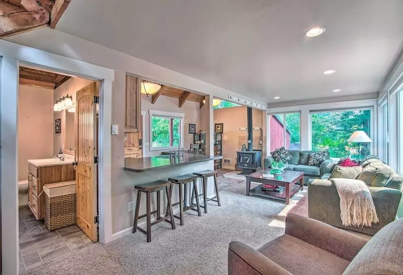 Peace In The Pines: Cle Elum Cabin W/ Trail!