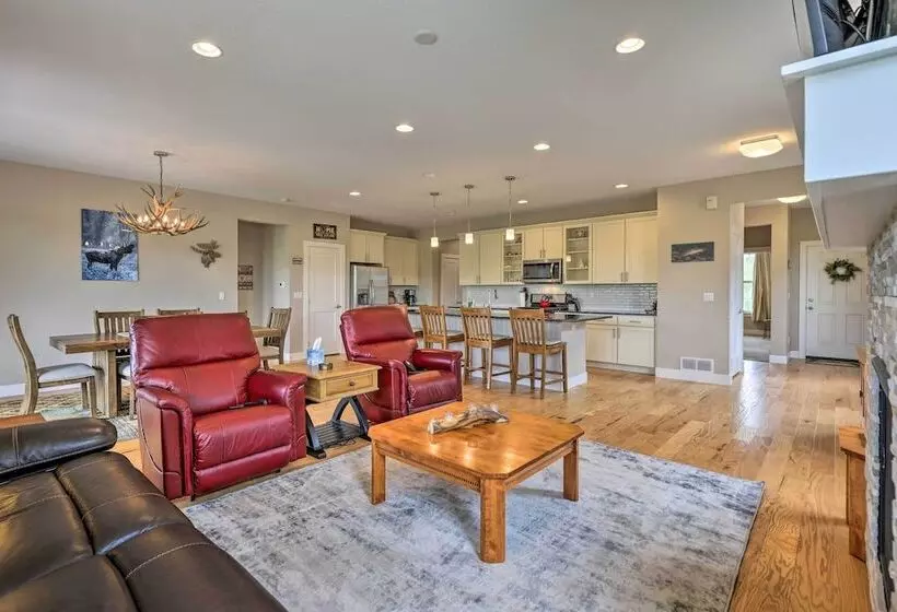 3 Mi To Granby Ranch: Home W/ Hot Tub & Mtn Views!