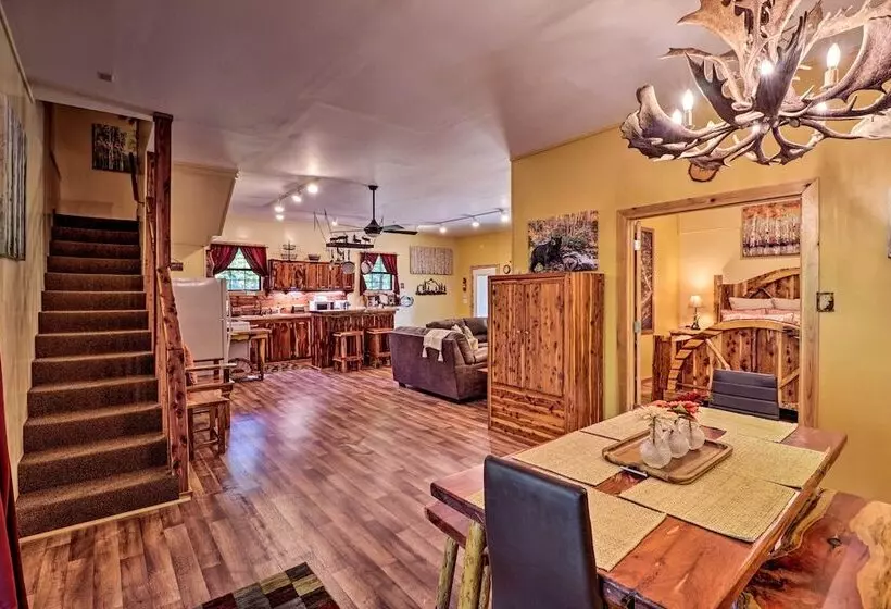 Ouachita River Cabin: Royal Haven W/ Dock!