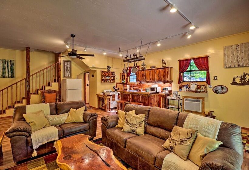 Ouachita River Cabin: Royal Haven W/ Dock!