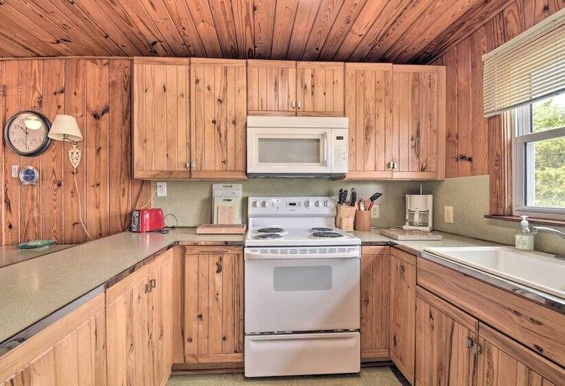 Rustic Beachfront Cottage W/ Deck & Boardwalk