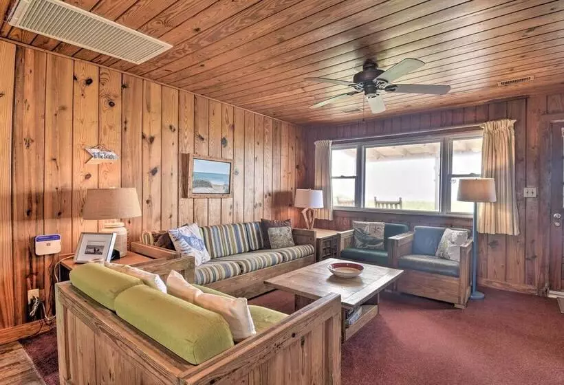 Rustic Beachfront Cottage W/ Deck & Boardwalk