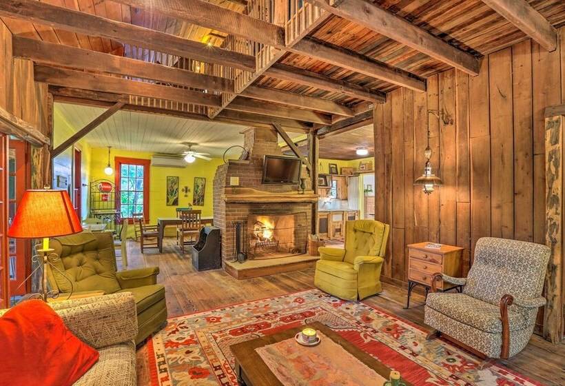 Rustic Cabin In The Woods: 2 Acre Fishing Pond!