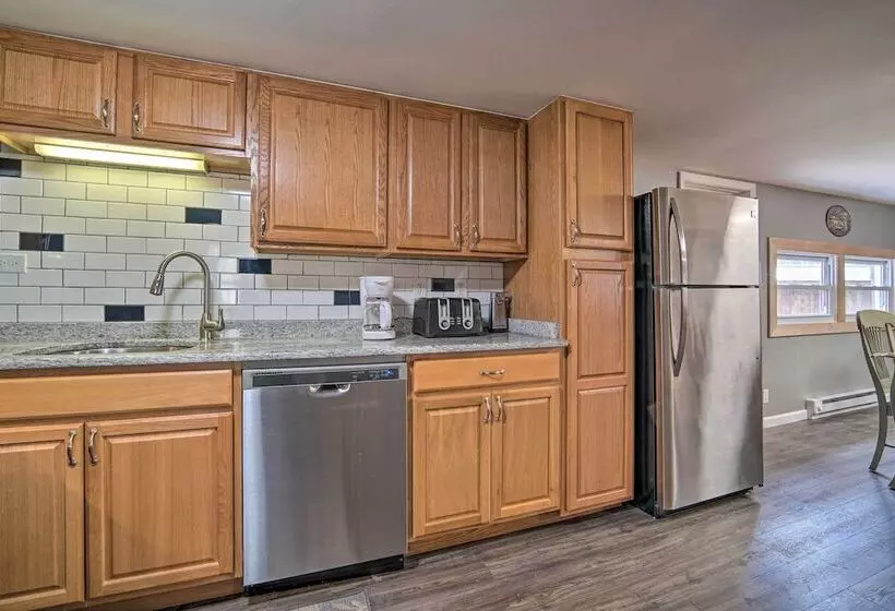 Rustic & Modern Russell Cabin W/ Grill + Deck