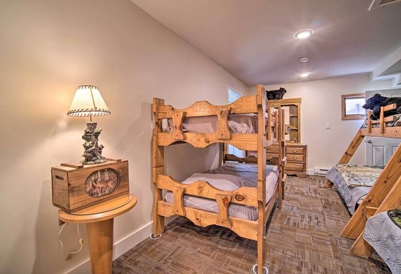 Rustic & Modern Russell Cabin W/ Grill + Deck