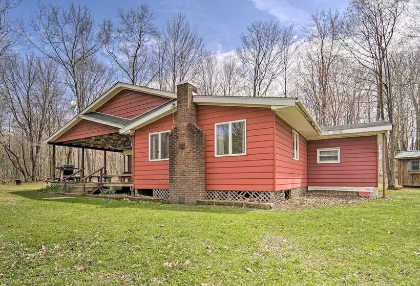 Rustic & Modern Russell Cabin W/ Grill + Deck