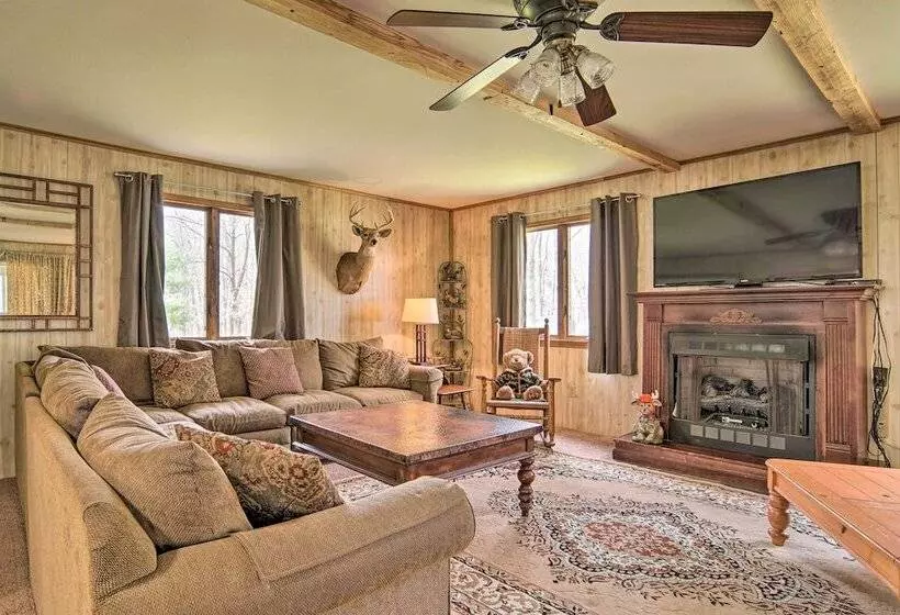 Rustic & Modern Russell Cabin W/ Grill + Deck