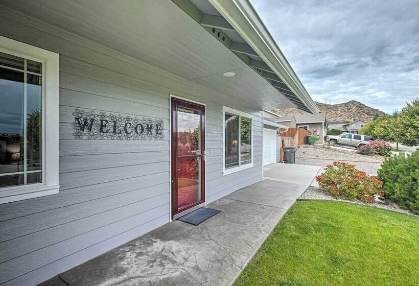 Saddle Rock East: Wenatchee Home < 3 Miles To Town