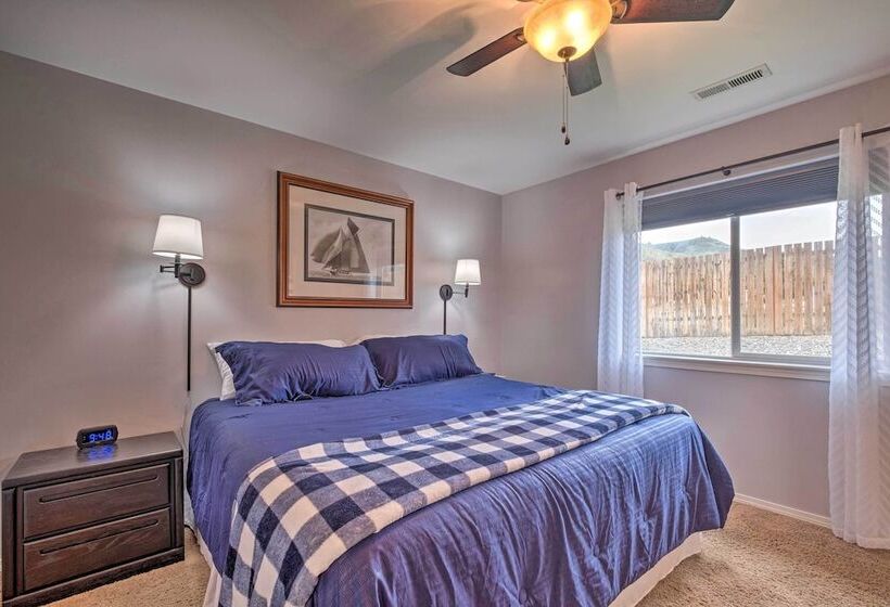 Saddle Rock East: Wenatchee Home < 3 Miles To Town