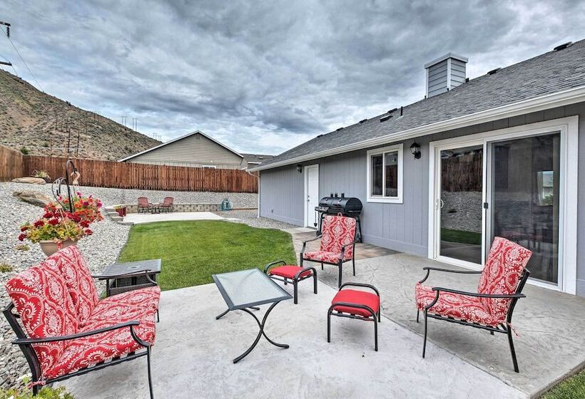Saddle Rock East: Wenatchee Home < 3 Miles To Town