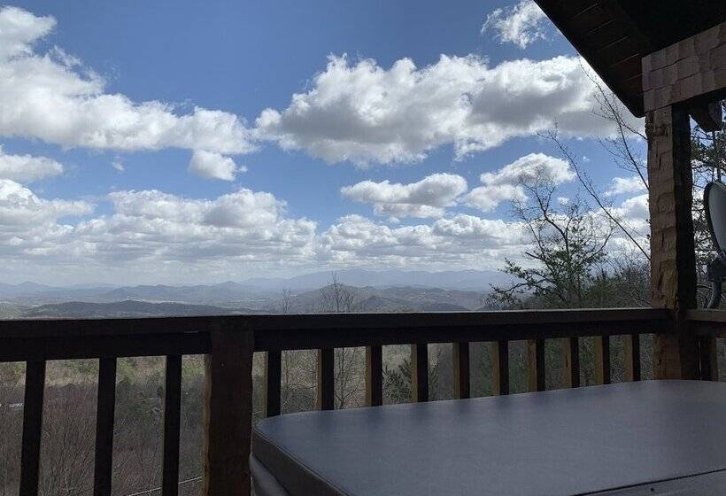 Sevierville Cabin W/ Private Hot Tub & Fireplace!