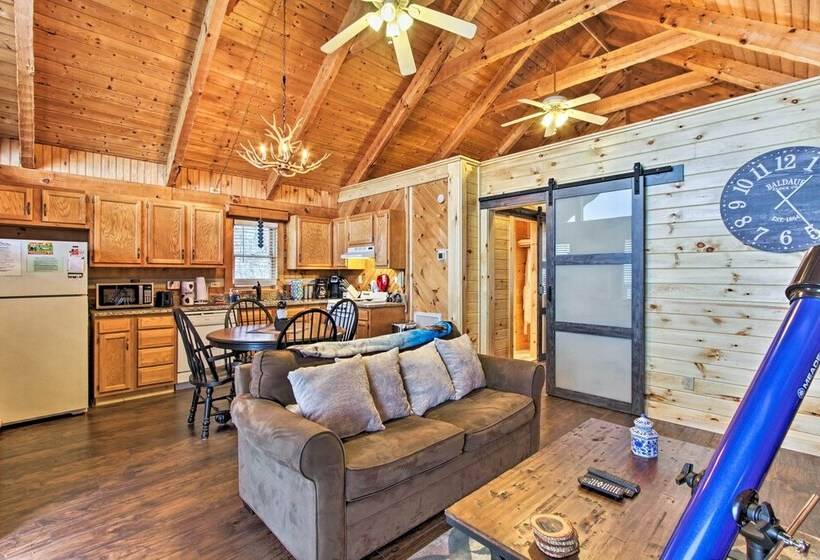 Sevierville Cabin W/ Private Hot Tub & Fireplace!