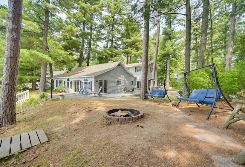 Spacious Home W/ Deck On Lake Chetek!