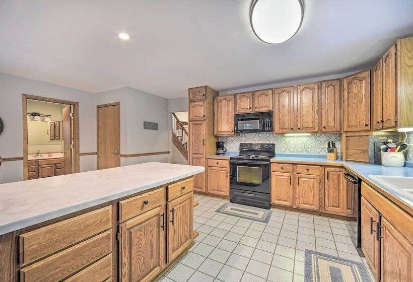 Spacious Home W/ Deck On Lake Chetek!