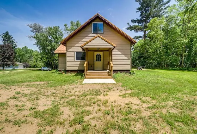 Spacious House On Half Acre < 3 Mi To Beach!