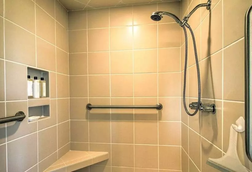 Sunny Big Timber Retreat W/ Spacious Deck!