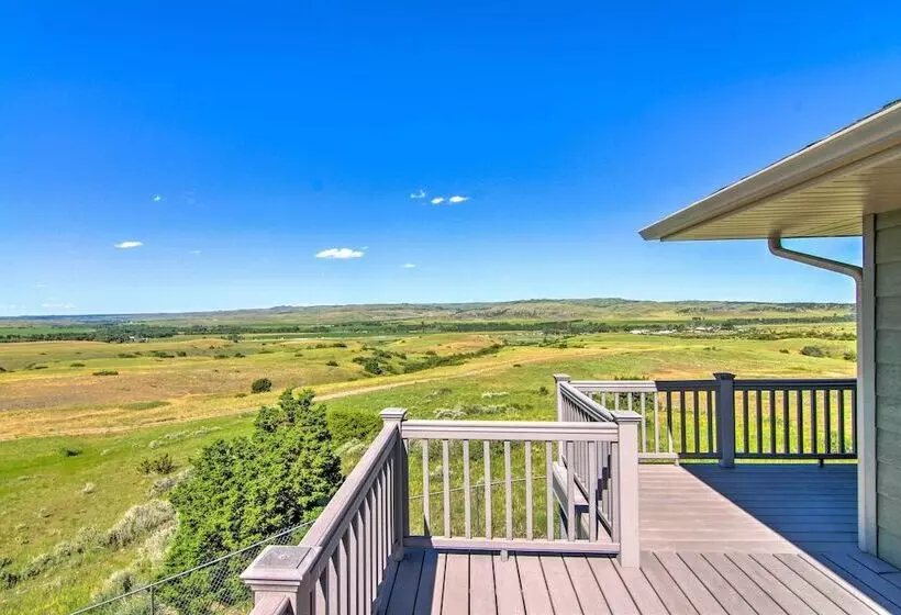 Sunny Big Timber Retreat W/ Spacious Deck!