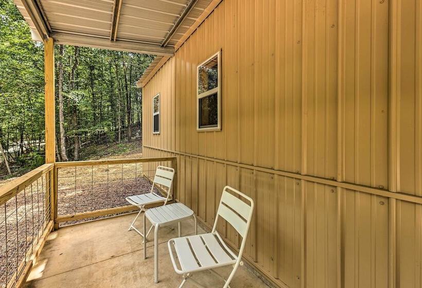 Tallassee Cabin W/ Forest Views Near Creek!