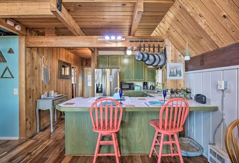 Unique Camano Cabin W/ Mountain + Water Views