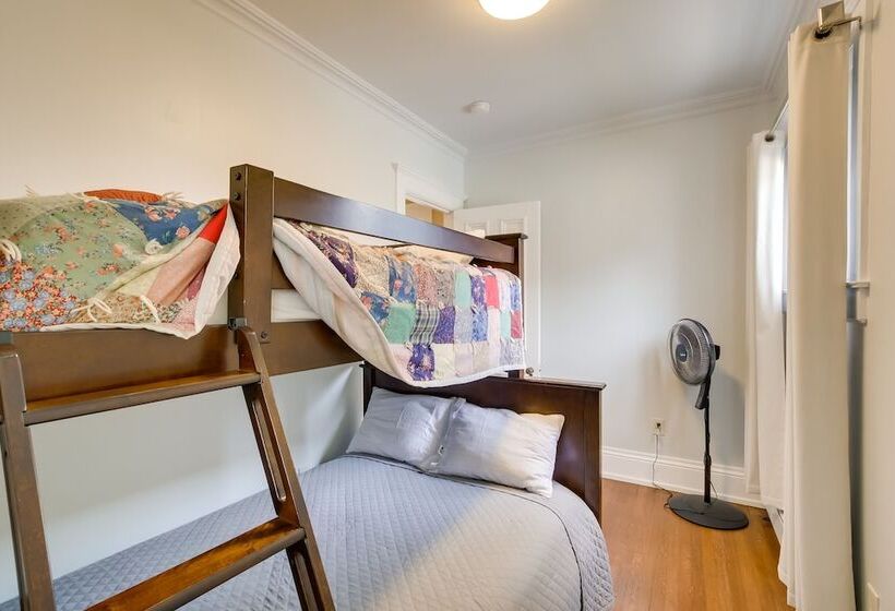 Updated Sheboygan Home W/ Porch < 1 Mi To Beach