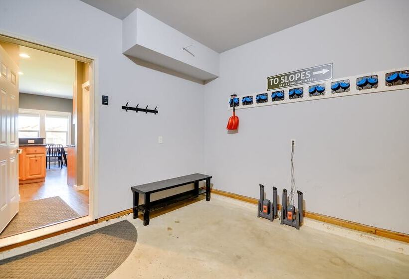 Vivid Home On Red Lodge Mountain Golf Course!