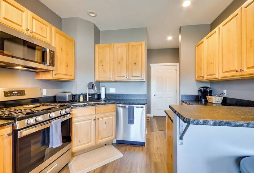 Vivid Home On Red Lodge Mountain Golf Course!