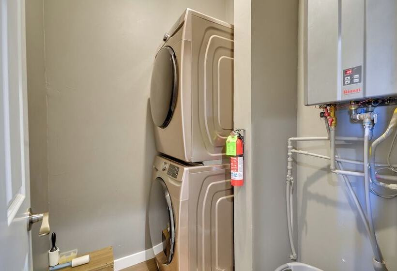 Vivid Home On Red Lodge Mountain Golf Course!