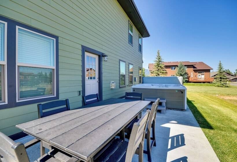 Vivid Home On Red Lodge Mountain Golf Course!