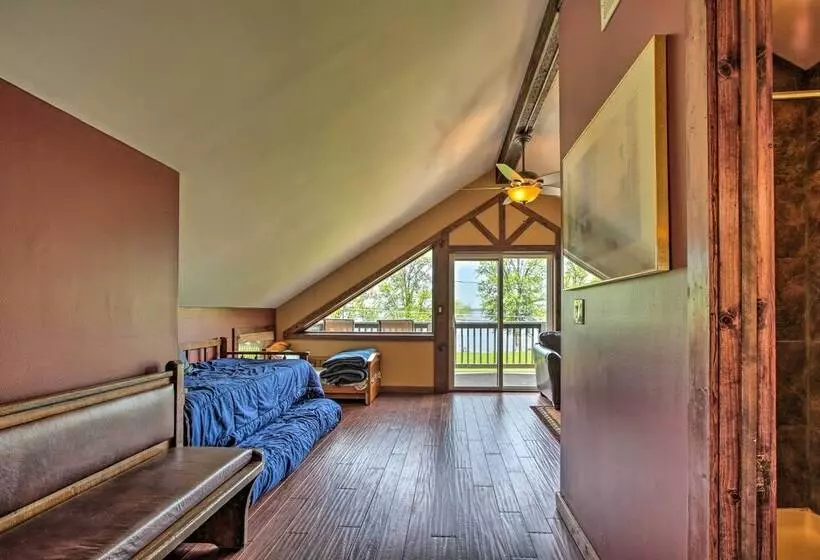 Waterfront Lake Koshkonong Home W/ Pier & Fire Pit
