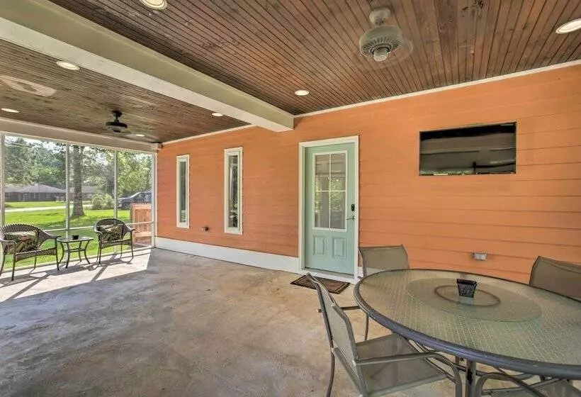 Waveland Family House, 4 Minute Drive To The Beach