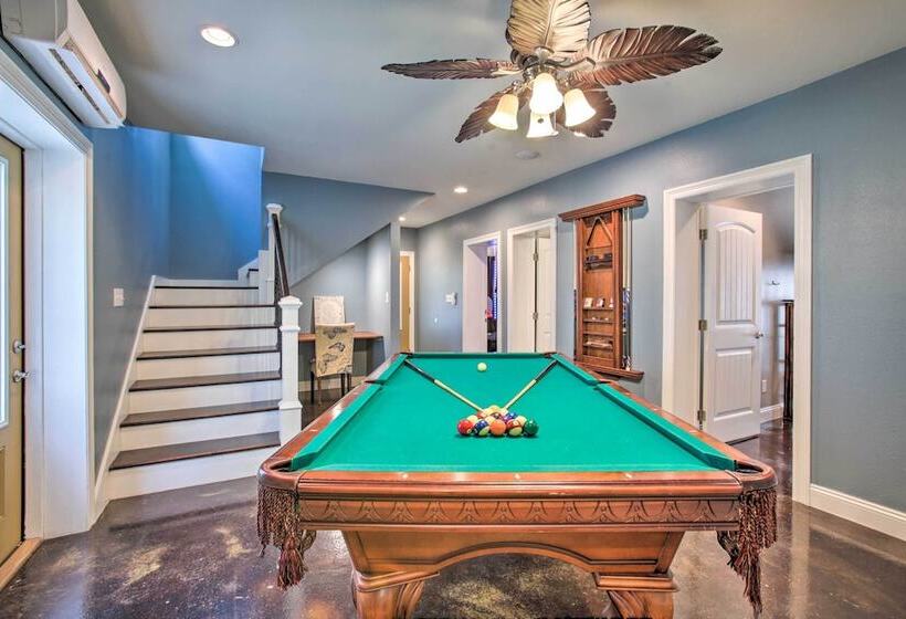 Waveland Family House, 4 Minute Drive To The Beach