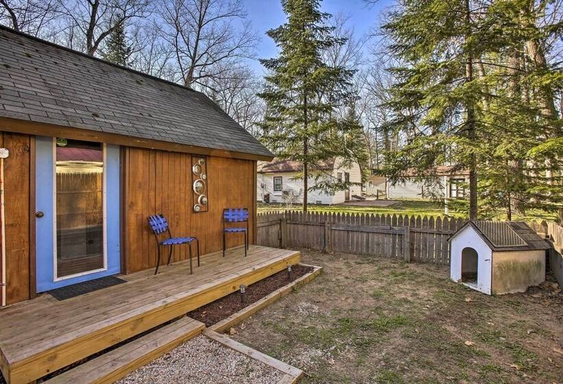 Work, Play & Get Away Cabin   Near Higgins Lake!