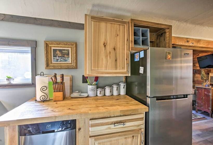 Work, Play & Get Away Cabin   Near Higgins Lake!