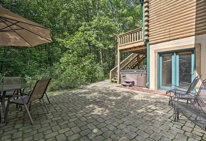 Wren S Nest Cabin  On 15 Acres W/ Hot Tub!