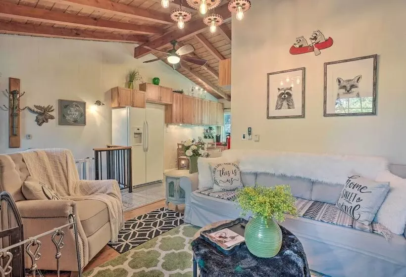 1 Mi To Lake Gregory: Boho Crestline Cabin