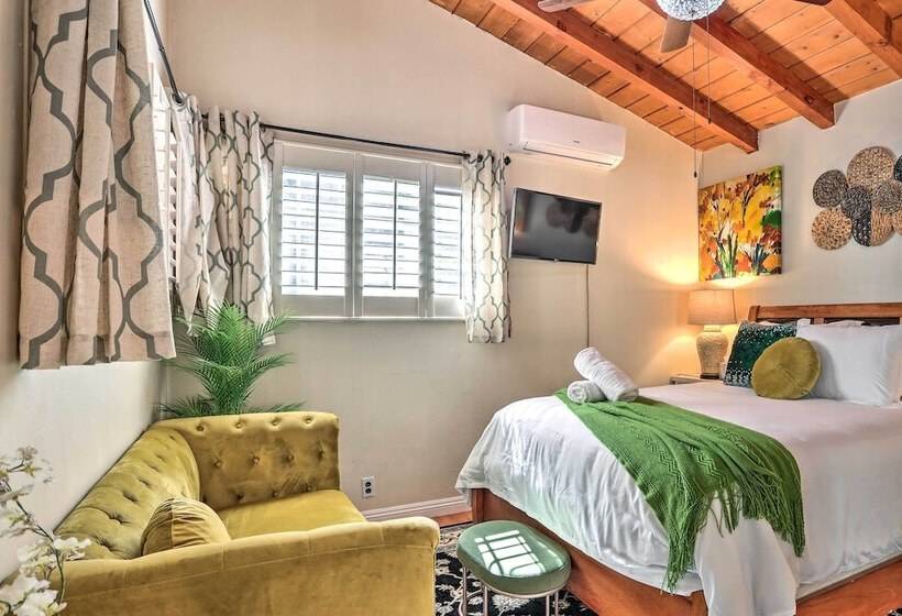 1 Mi To Lake Gregory: Boho Crestline Cabin