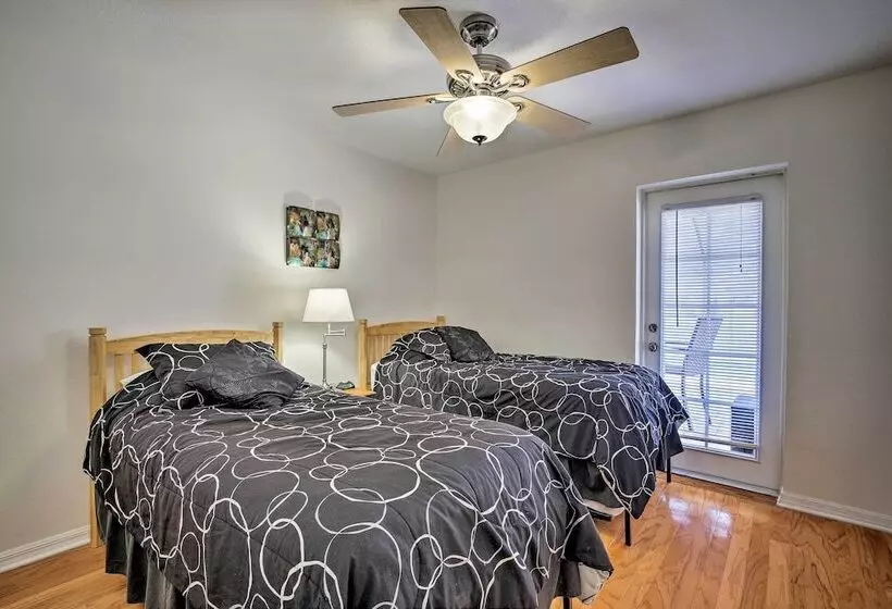 Bradenton Home W/ Saltwater Pool, Spa & Lanai!