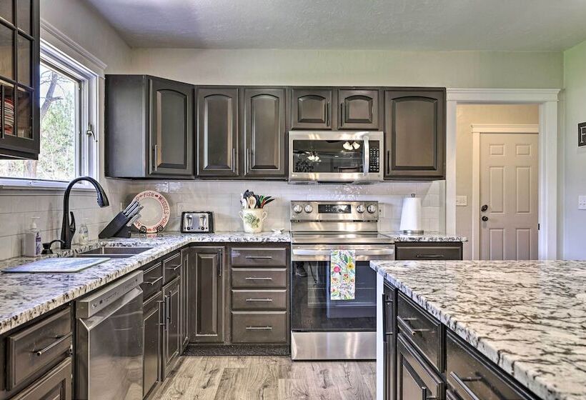 Cedar City Family Home W/ Game Room + Yard!