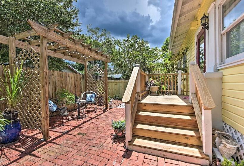 Historic Green Cove Springs Home   Walk To Coast!