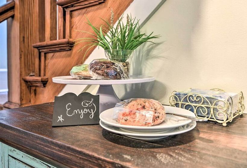 Historic Green Cove Springs Home   Walk To Coast!